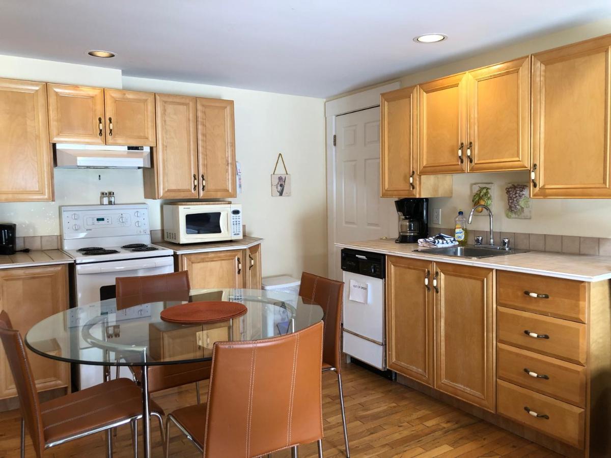 세인트존스 Leaside Manor B&B 외부 사진