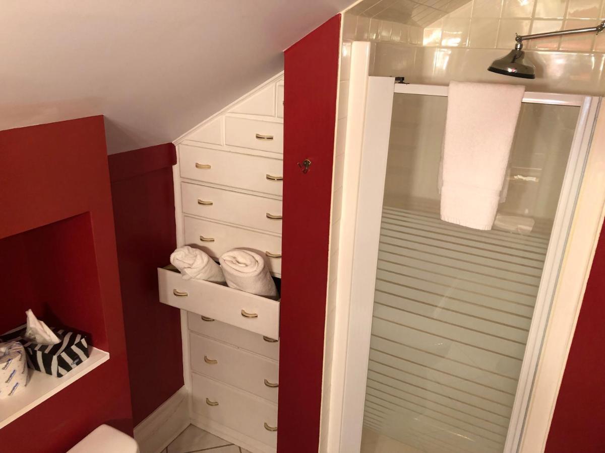 세인트존스 Leaside Manor B&B 외부 사진