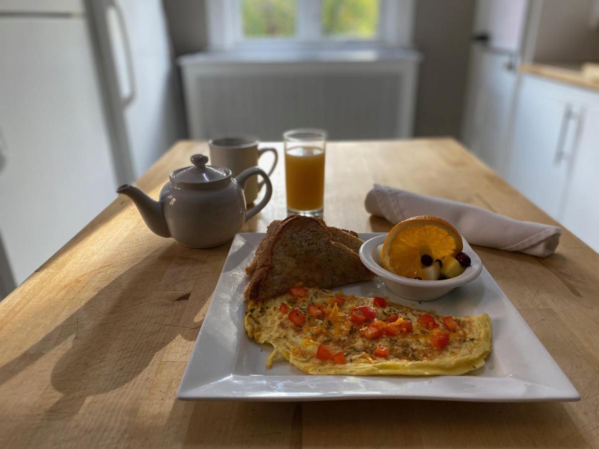 세인트존스 Leaside Manor B&B 외부 사진